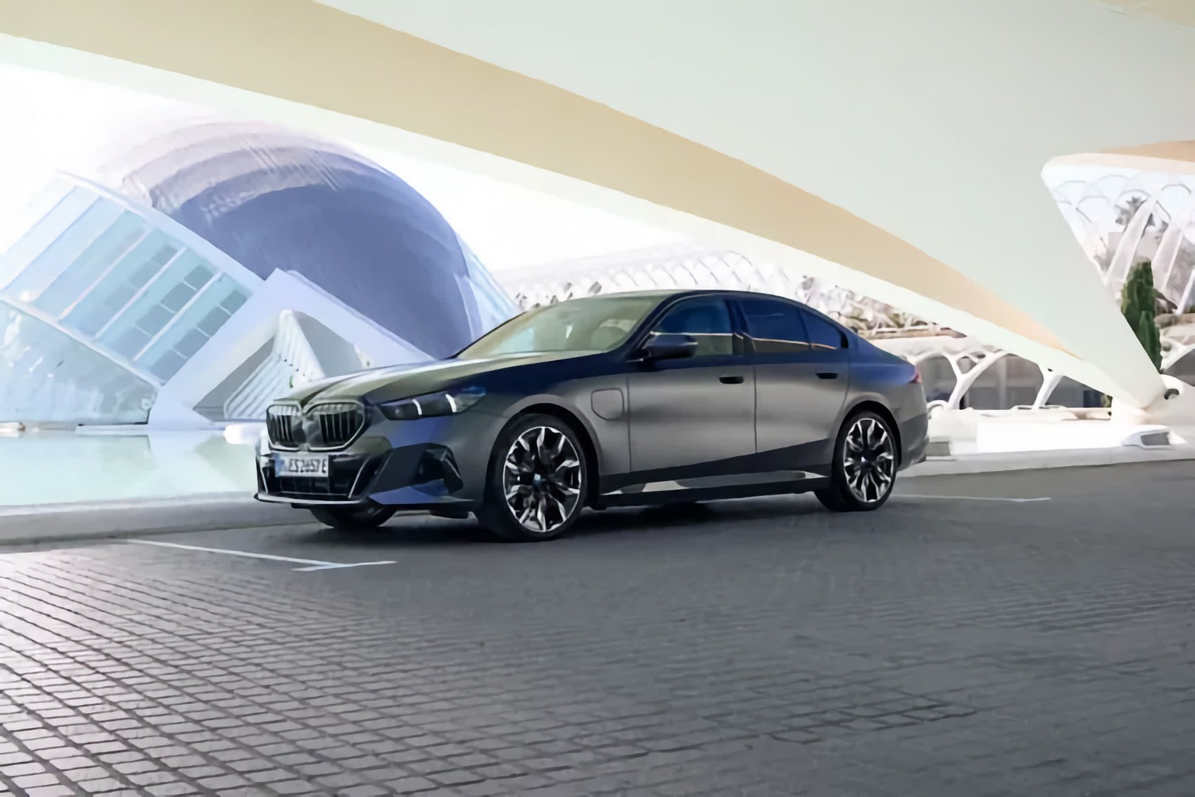 photo_text_left_right_new30394